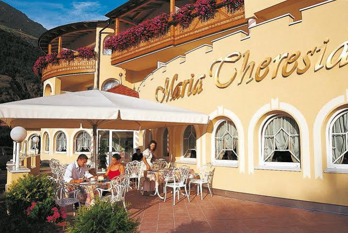 Hotel Maria Theresia Silandro Εξωτερικό φωτογραφία